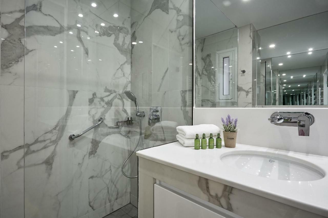 Luxurious Spacious Apt Next To Hilton Hotel Atenas Exterior foto